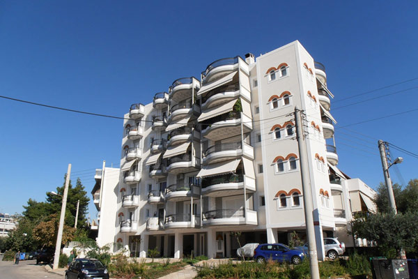 Ακίνητο προς πώληση στη Λάμπρου Κατσώνη Αθήνα